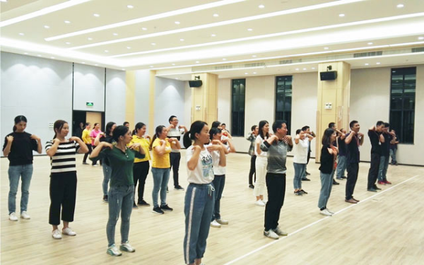 歡樂多多！牧童趣味運(yùn)動會順利舉行?